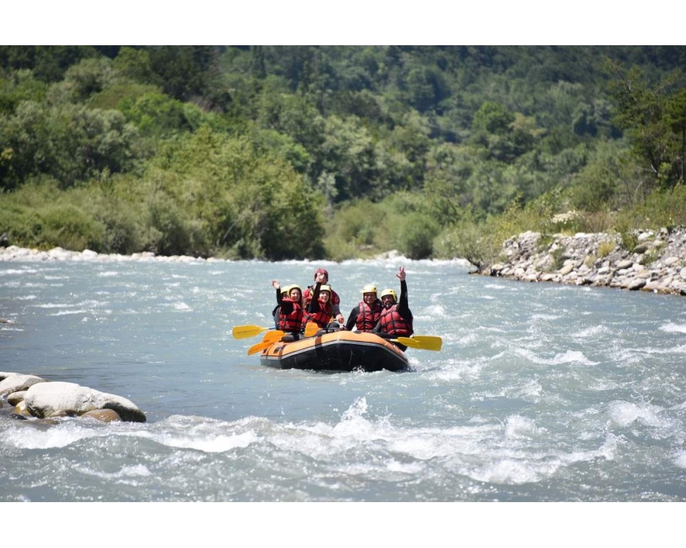 Rafting on the Drac river